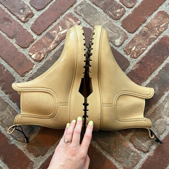 Zara Rubber Chelsea Rain Boots - Picture 2 of 6